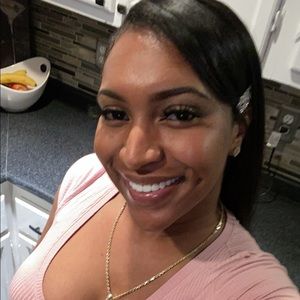 Meet your Posher, Brandie
